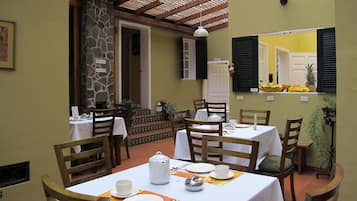 Free daily full breakfast