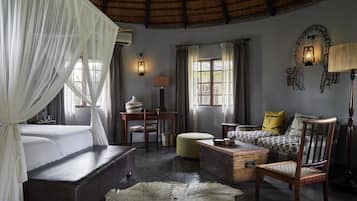 Luxury Bungalow | 埃及棉床單、羽絨被、房內夾萬、獨特設計