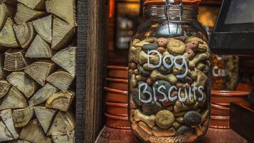 Pet-friendly amenities