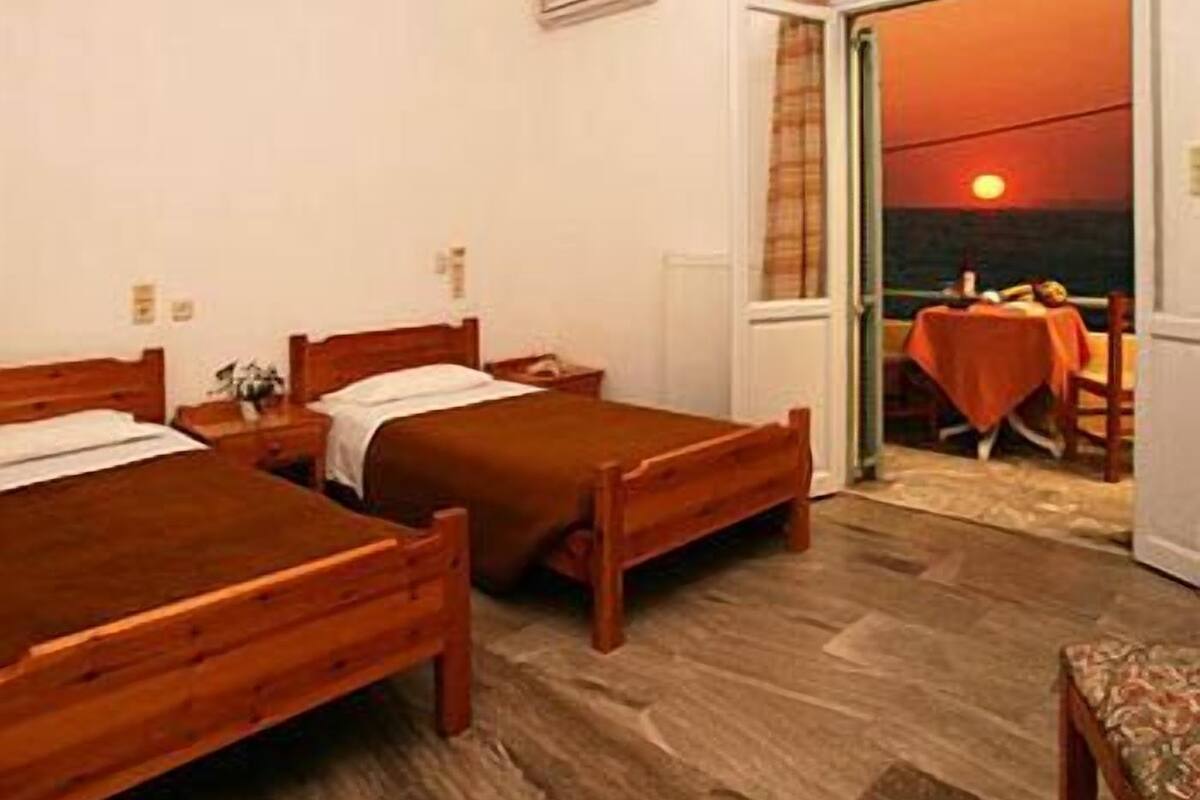 zwei Schlafzimmer Apartment für 4 Personen | Zimmersafe, schallisolierte Zimmer, kostenloses WLAN, Bettwäsche