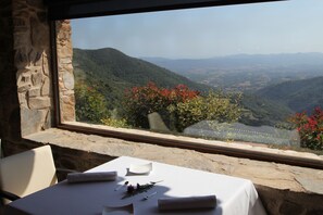 Restaurant - Can Cuch Hotel - Restaurante (Canoves)