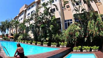 2 outdoor pools, pool umbrellas, pool loungers