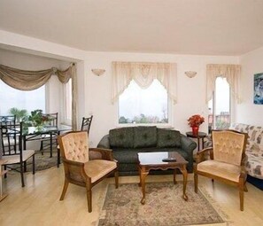 Flat-screen TV - Villa Palme (Opatija)