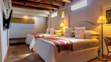 Studio Suite, 2 Single Beds, Non Smoking | 1 bedroom, premium bedding, minibar, in-room safe