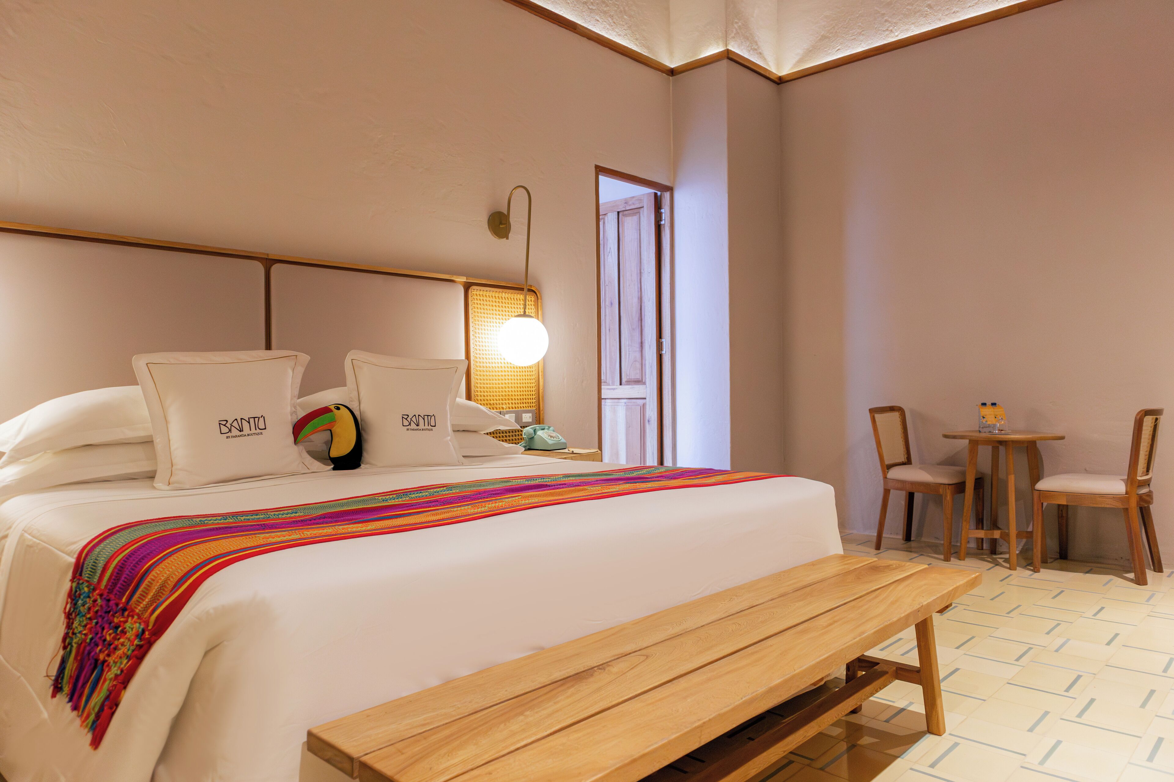 studio suite, 1 king bed, non smoking | living area | lcd tv