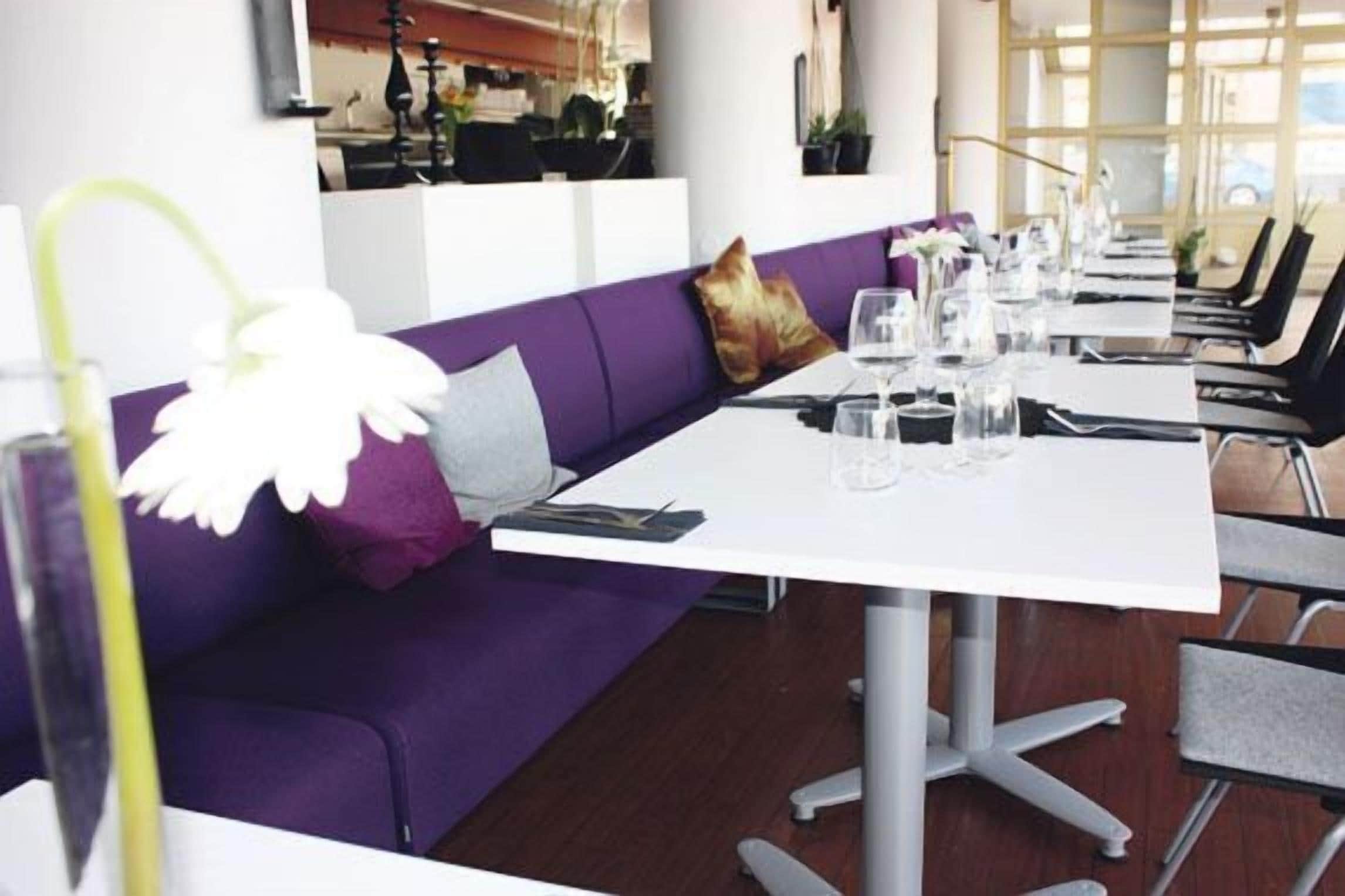 breakfast, lunch and dinner served