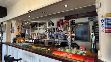 酒吧(店内)