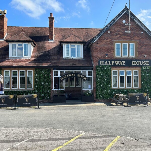 Halfway House Inn Country Lodge - Yeovil