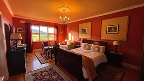 Premium bedding, down duvets, Select Comfort beds - Cappabhaile House (Ballyvaughan)