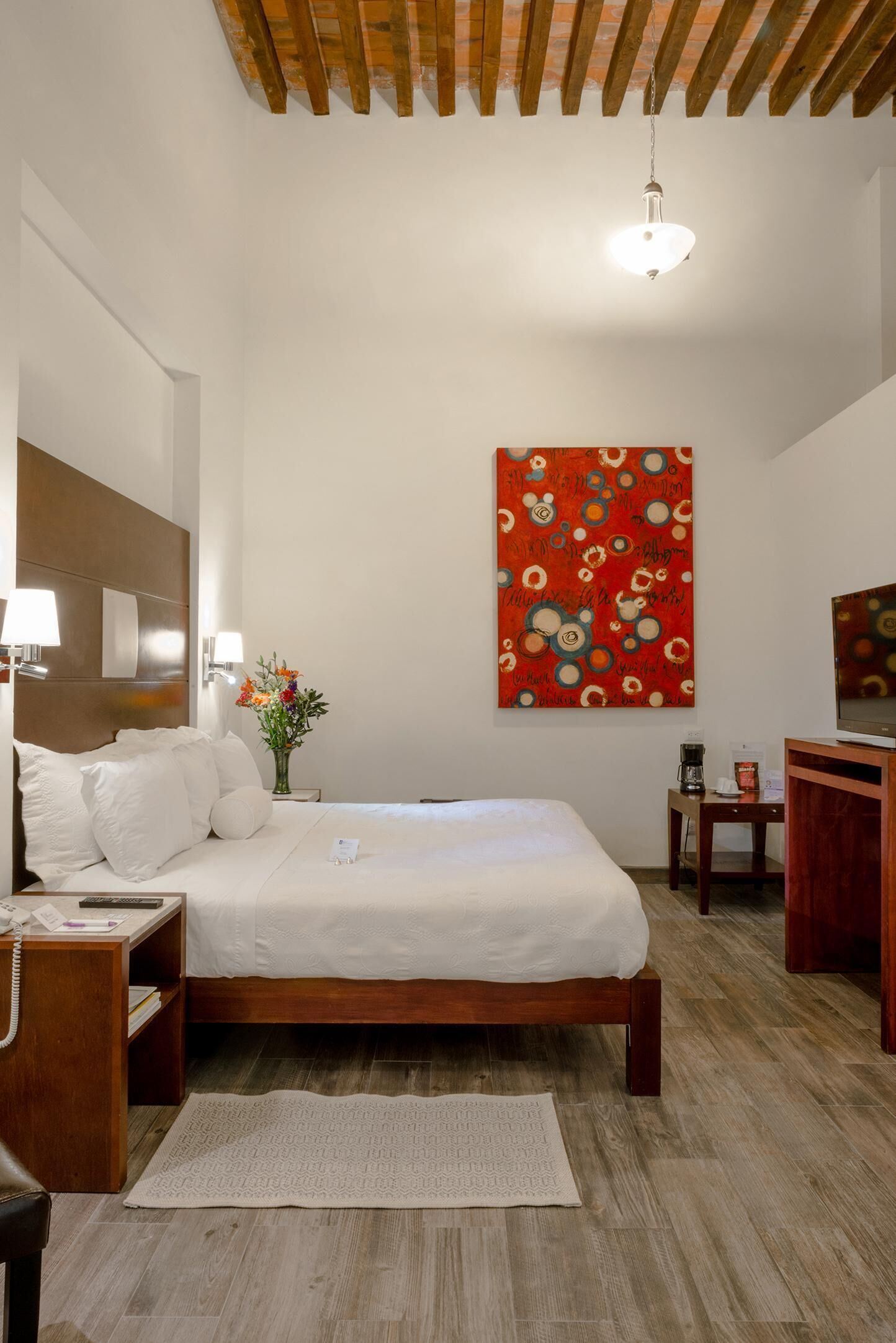 Premium bedding, free minibar items, in-room safe, desk