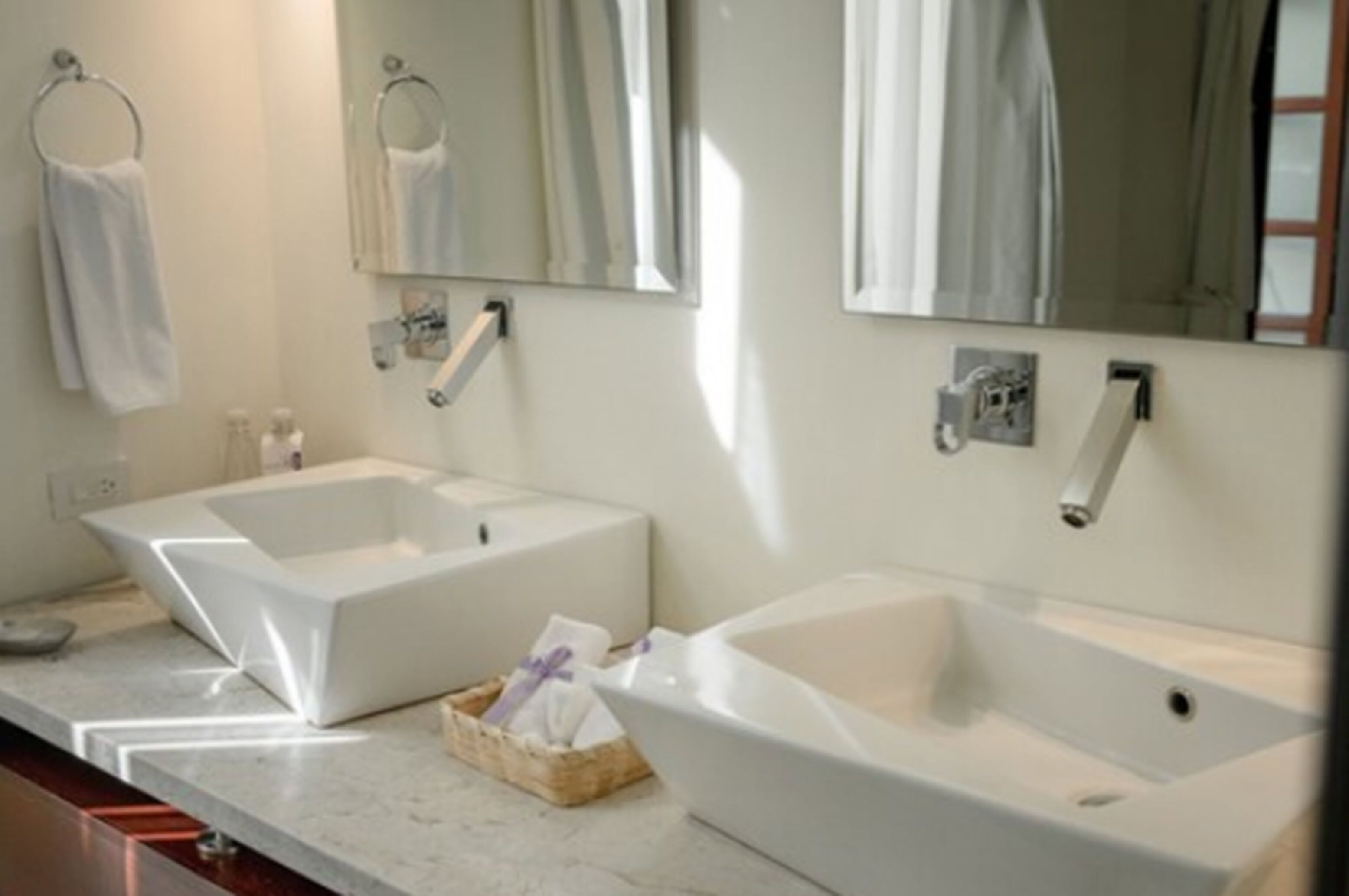 suite, 1 king bed, patio | bathroom | designer toiletries, hair dryer, towels