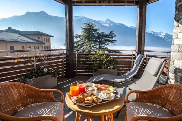 Terrace/patio - Hotel Relais Du Foyer (Chatillon)