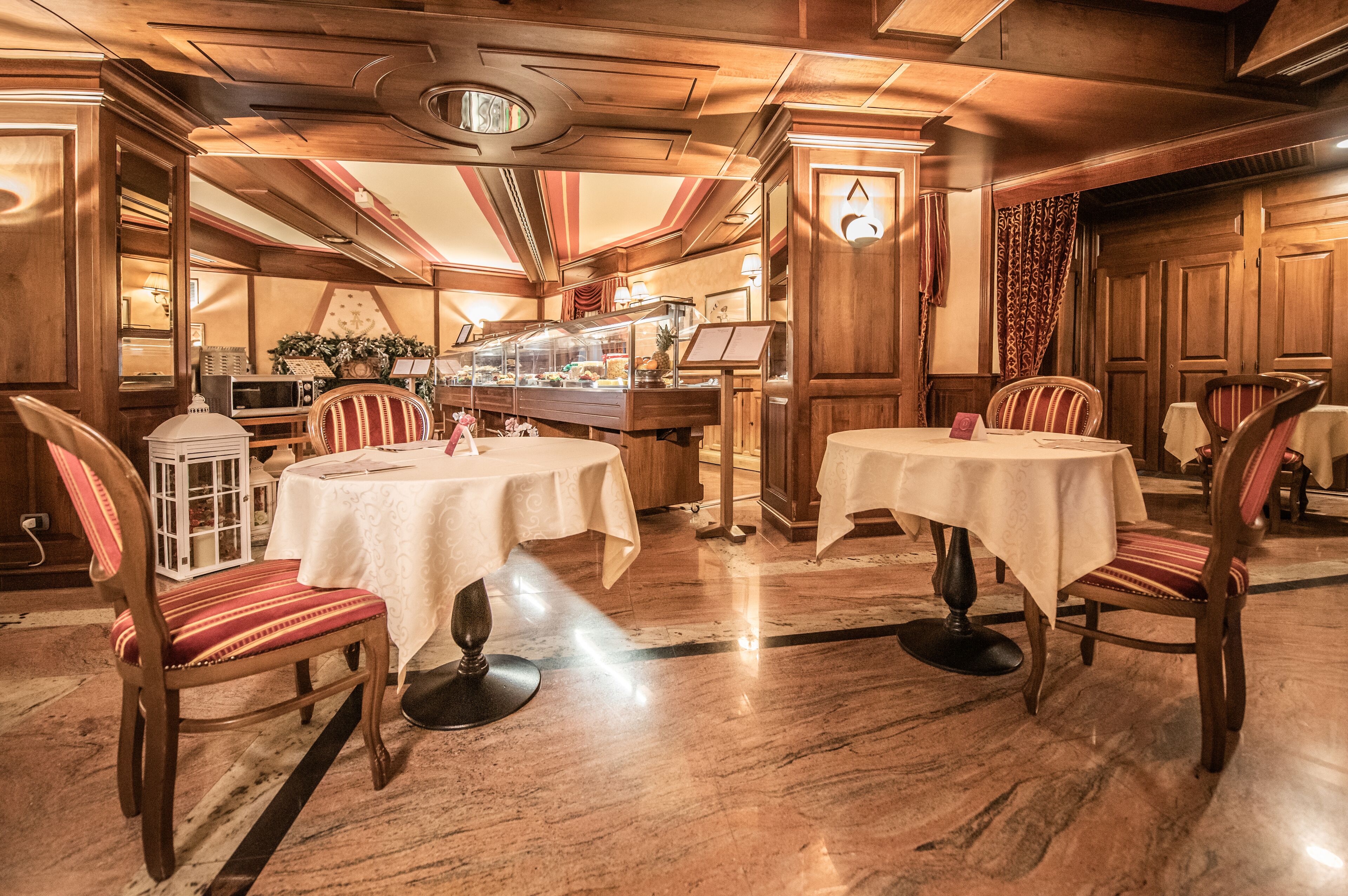 daily buffet breakfast (eur 13 per person)