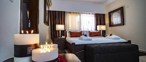 Studio Suite Junior | Minibar, két bảo mật tại phòng, bàn