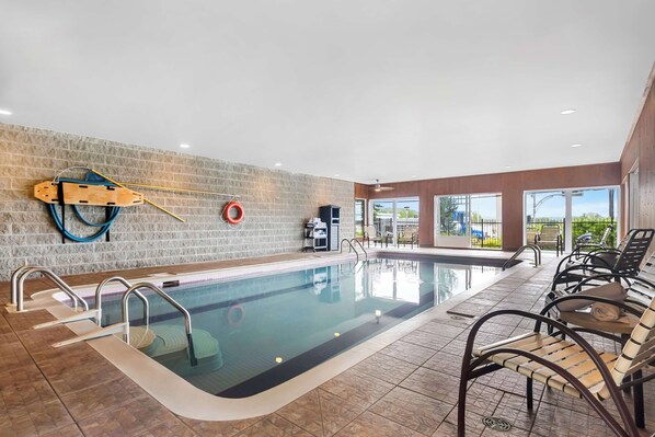 Indoor pool, open 8:00 AM to 10:00 PM, sun loungers