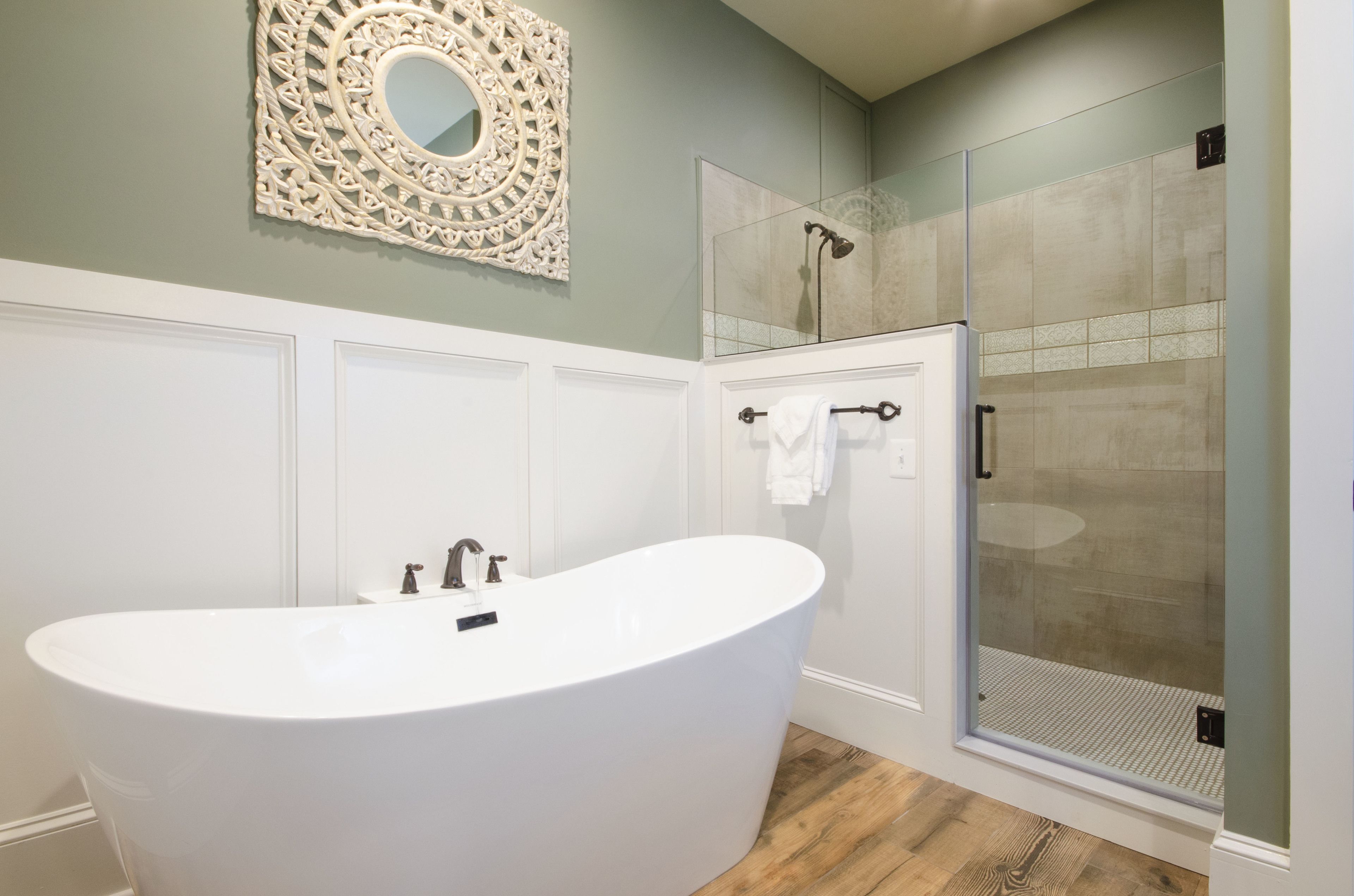 Camera (The Winter Cottage) | Vasca da bagno a immersione totale