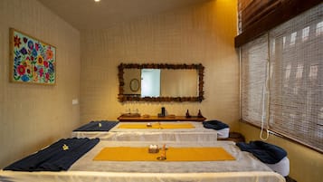 Couples treatment room(s), steam room, body treatments, body wraps