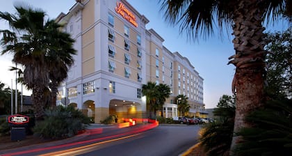 Hampton Inn & Suites Savannah/Midtown