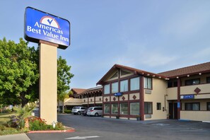 Exterior - Americas Best Value Inn Sunnyvale (Sunnyvale)