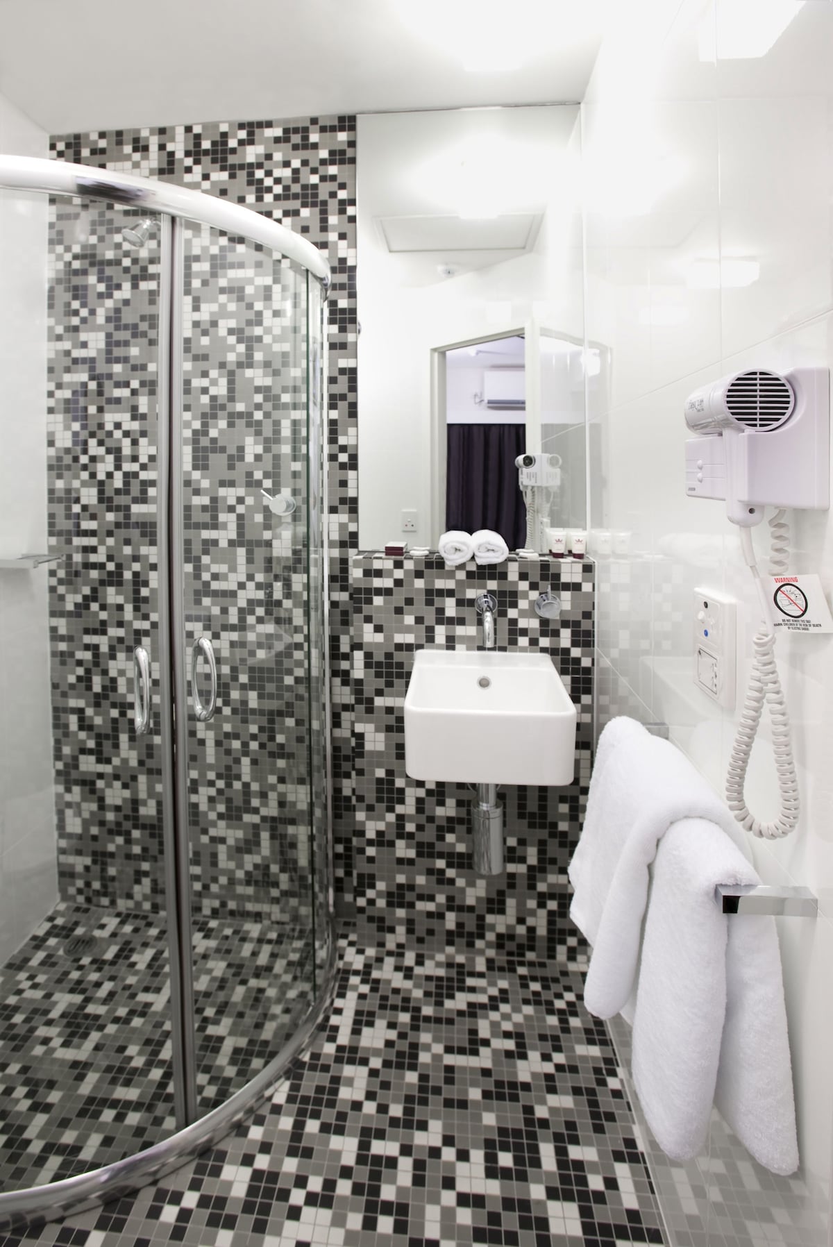 Majestic Minima Hotel