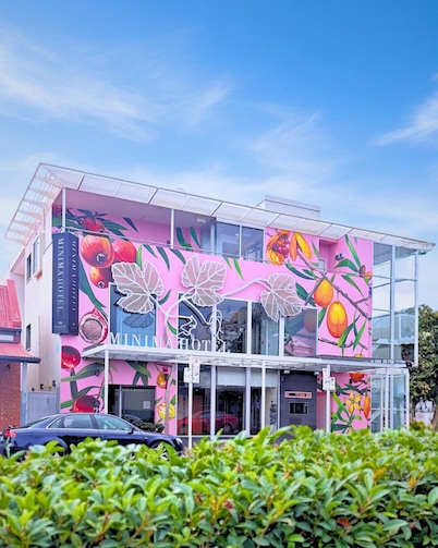 Majestic Minima Hotel