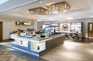 Daily buffet breakfast (GBP 17.00 per person)