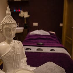 Body treatments, body wraps, body scrubs, facials, 3 treatment rooms