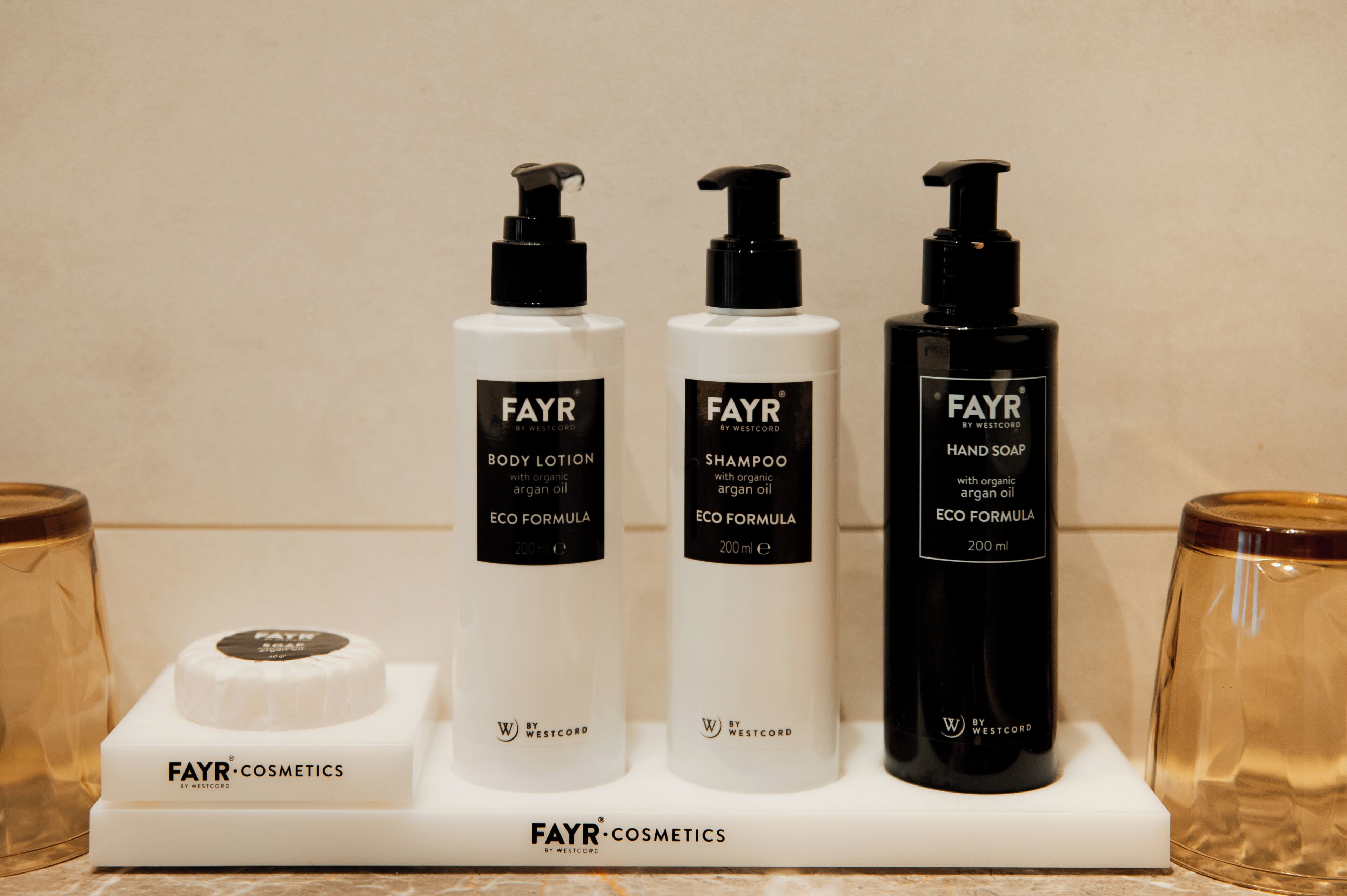 separate bathtub and shower, eco-friendly toiletries, hair dryer, towels