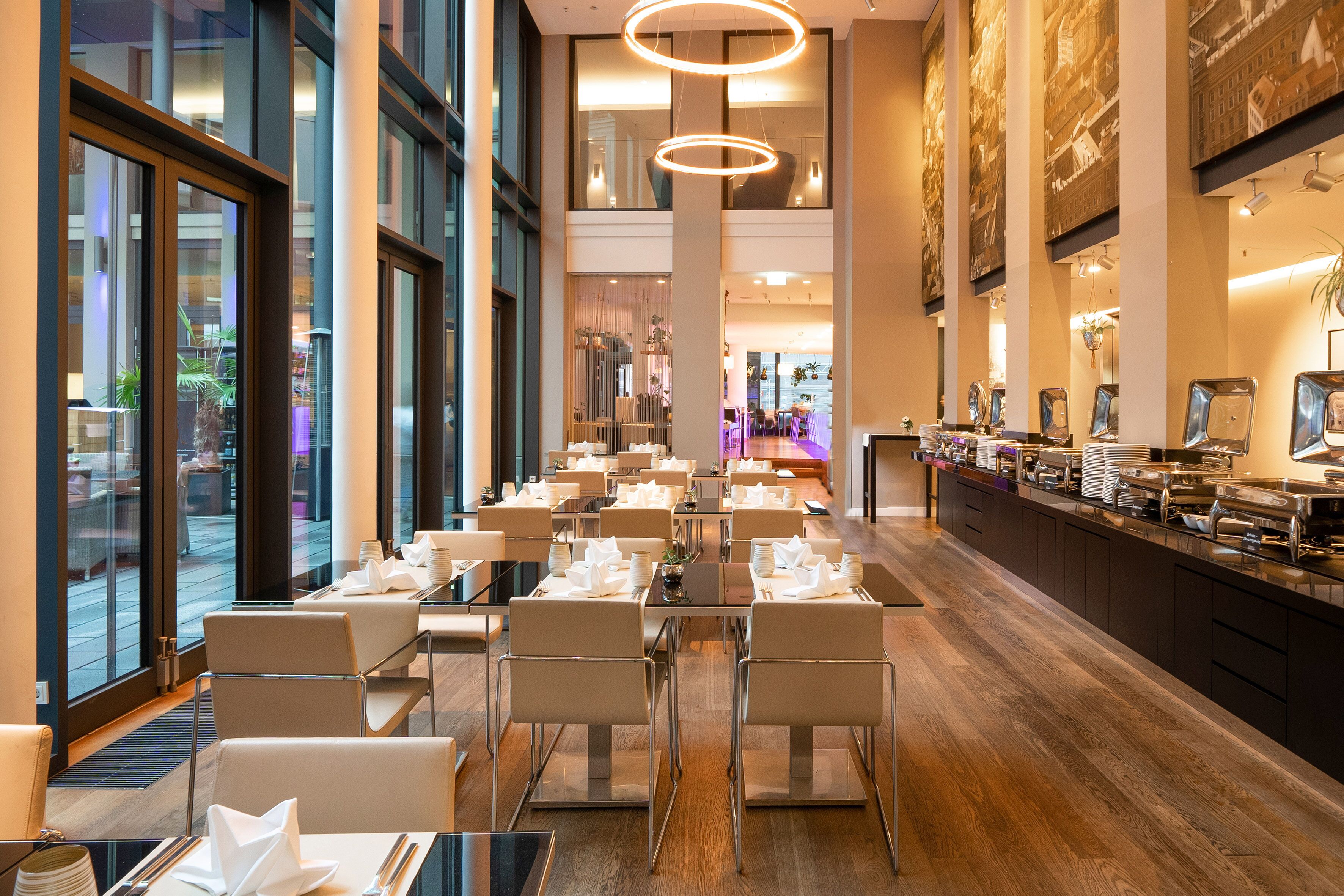 breakfast and dinner served, international cuisine