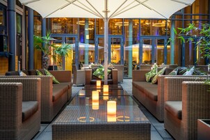 Se sirven desayunos y cenas, cocina internacional