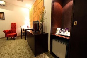 Minibar, coffres-forts dans les chambres, bureau, chambres insonorisées