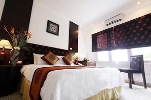 Minibar, in-room safe, desk, soundproofing - Zen (HANOI)