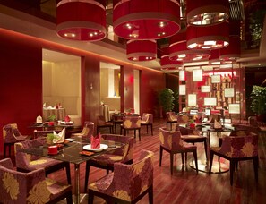 3 Restaurants; Frühstück, Mittagessen und Abendessen werden serviert