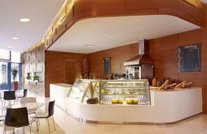 Bar-cafetería
