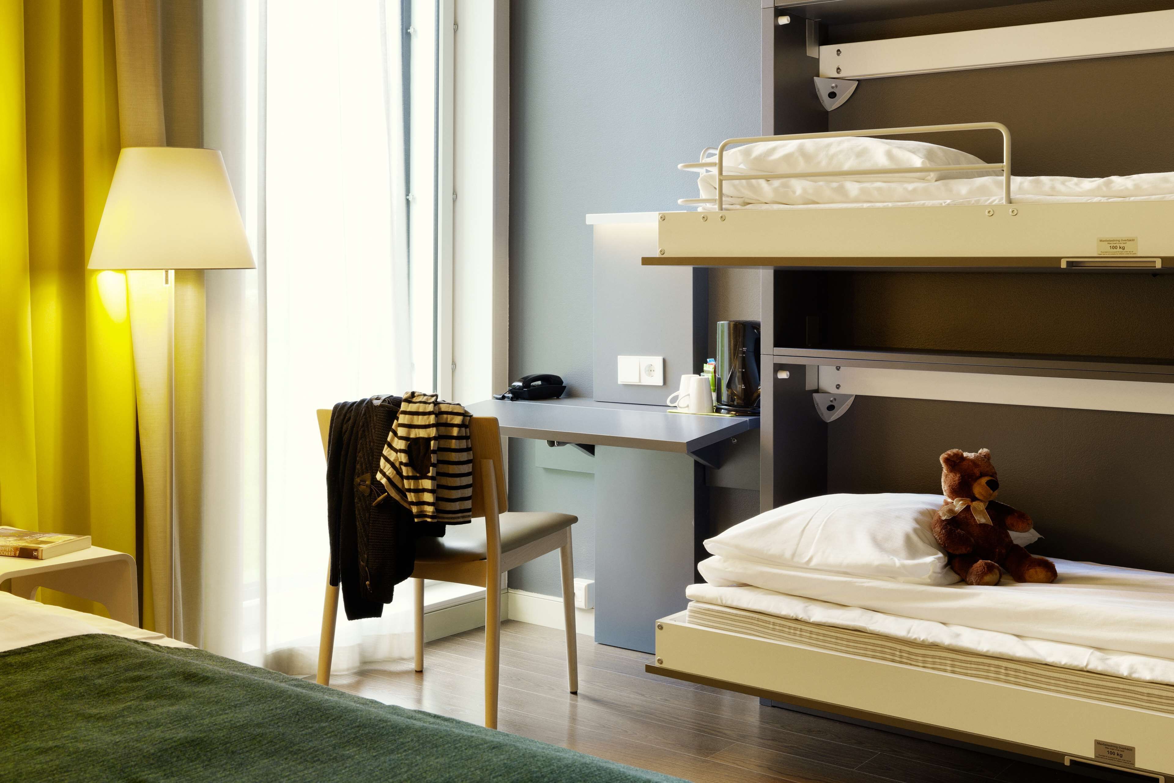 family room (2 single beds+wallbed) | 1 bedroom, in-room safe, desk, soundproofing