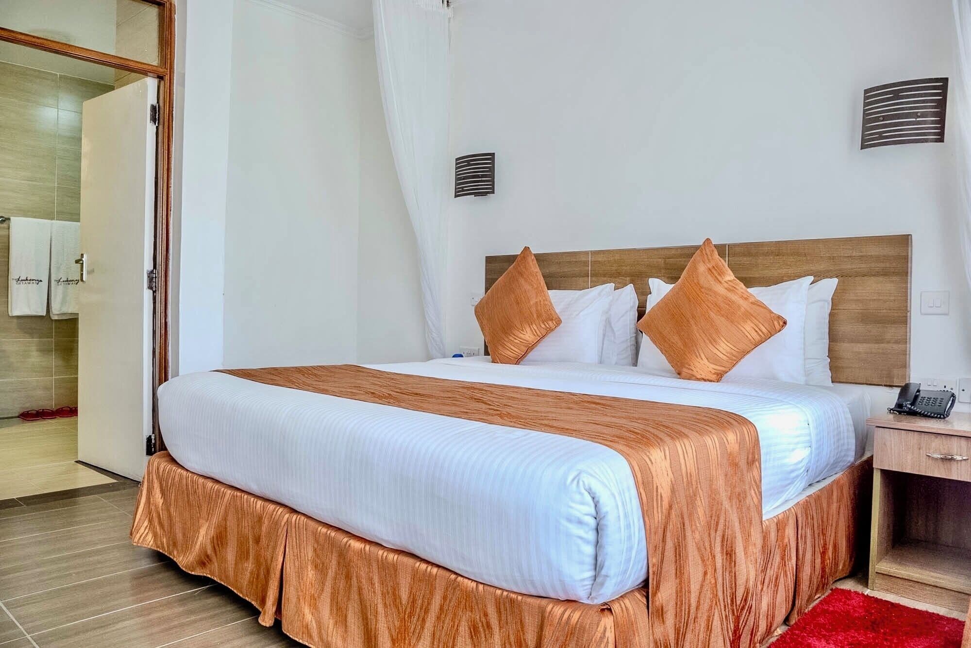 Superior Studio Suite | In-room safe, individually furnished, desk, laptop workspace