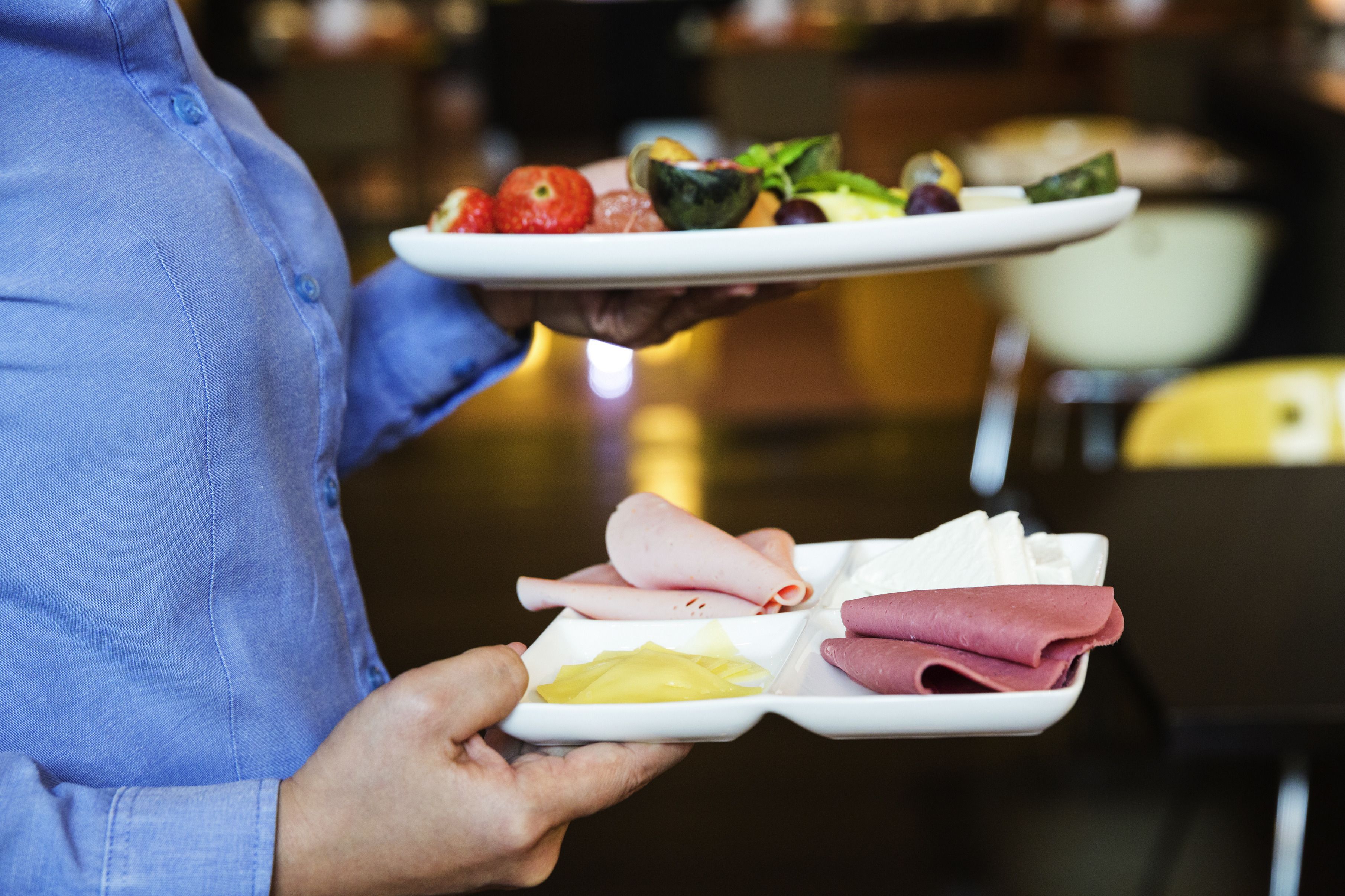 daily buffet breakfast (aed 55 per person)