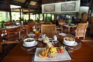 Restaurant - Merumatta Senggigi Lombok (Senggigi)