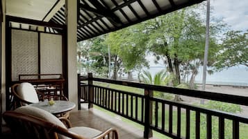 Deluxe-huone, merinäköala | Näkymä parvekkeelta