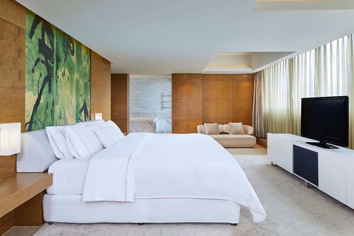 1 habitación, edredón, minibar y caja de seguridad en la habitación