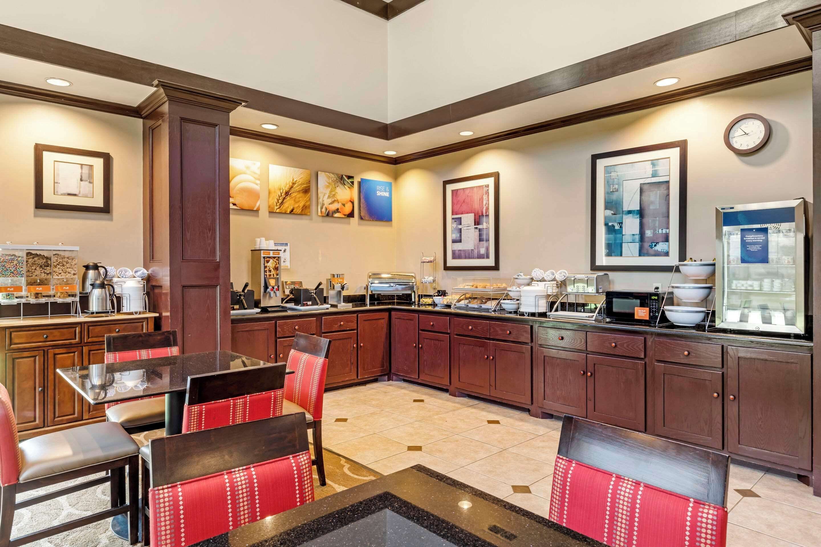 Tägliches inbegriffenes Frühstücksbuffet