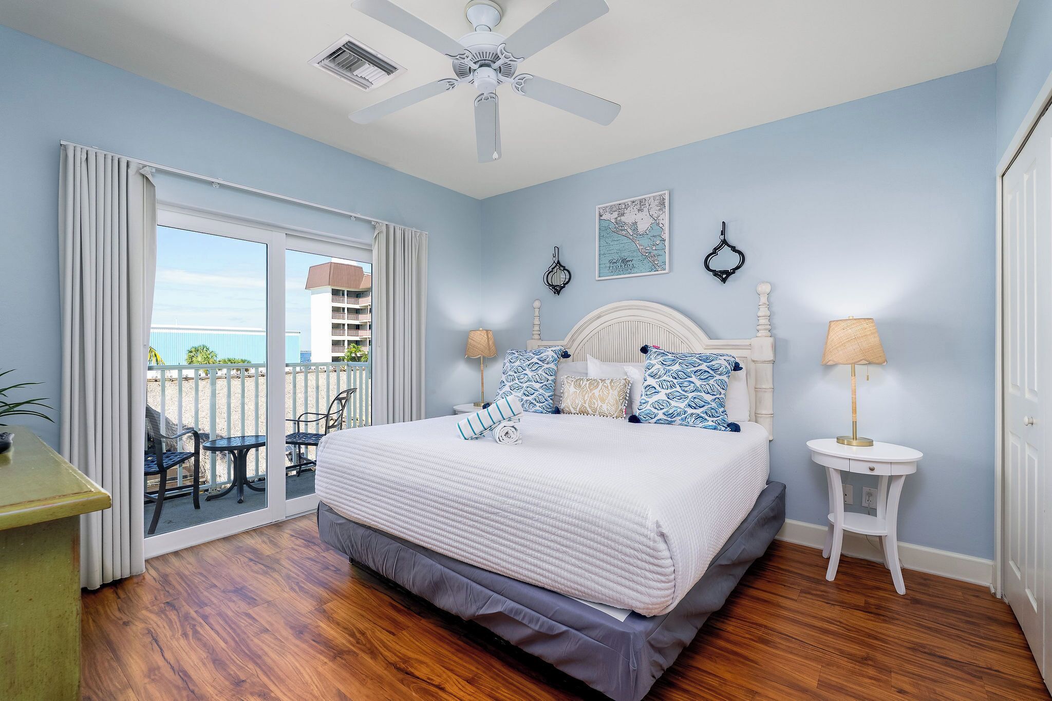 Leilighet – premier, 2 soverom, 2 bad, byutsikt (unit 303) | Sengetøy av topp kvalitet, individuelt dekorert og individuelt innredet