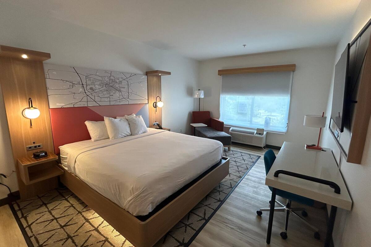 1 bedroom, desk, laptop workspace, iron/ironing board