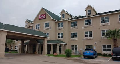 Red Roof Inn & Suites Midland