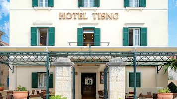 Terassi/patio
