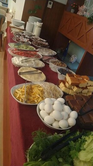 In-room dining - Kıspet Konak Hotel (Çanakkale)