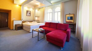 Luxury Double Room with Garden View