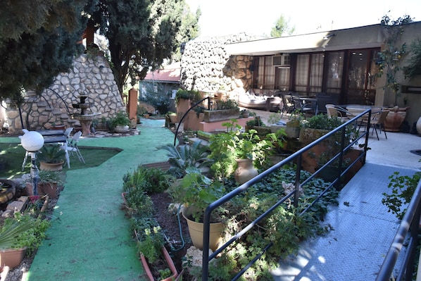 ลานระเบียง/นอกชาน