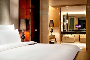 In-room safe, individually decorated, individually furnished, desk