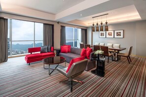 羽绒被、客房内保险箱、特色装修、特色家居